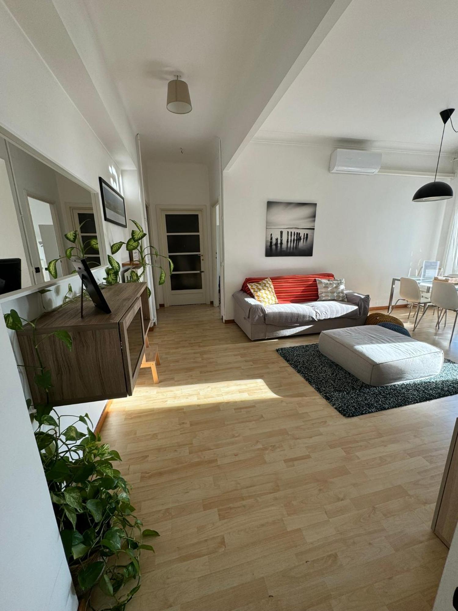 Trilocale Con Due Balconi A Isola Porta Nuova Apartment Milano Exterior foto